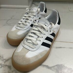Adidas Sambas